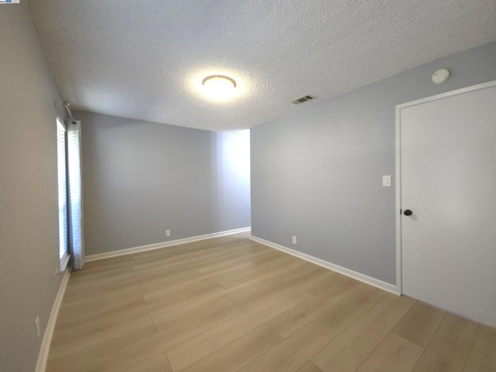 ROUNDTREE - Residential