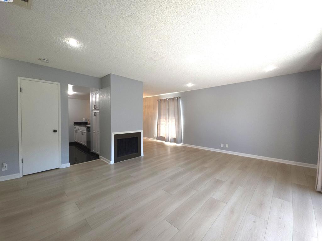 ROUNDTREE - Residential