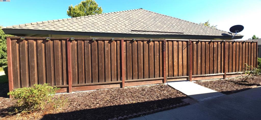 ROUNDTREE - Residential