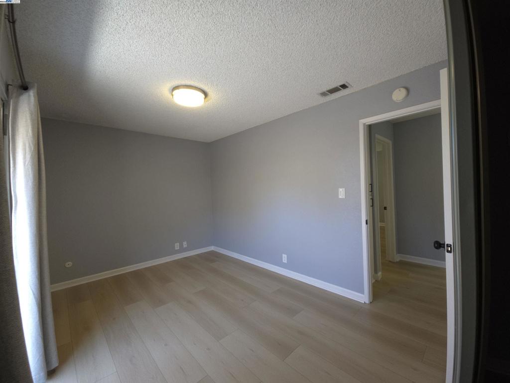ROUNDTREE - Residential