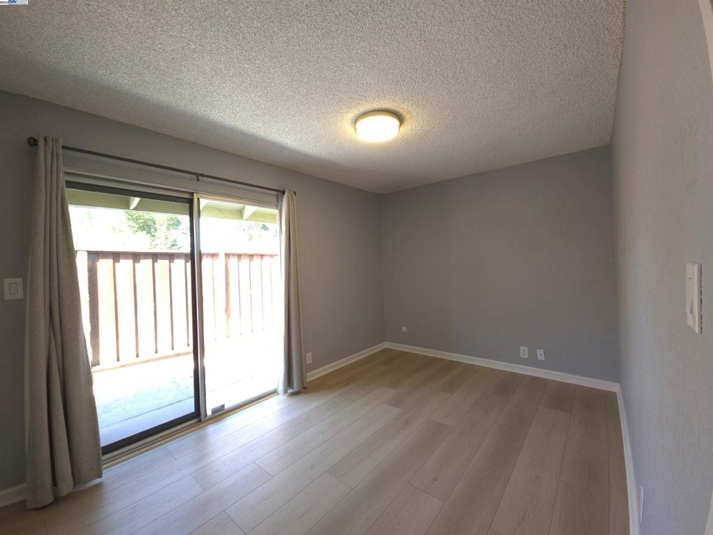 ROUNDTREE - Residential