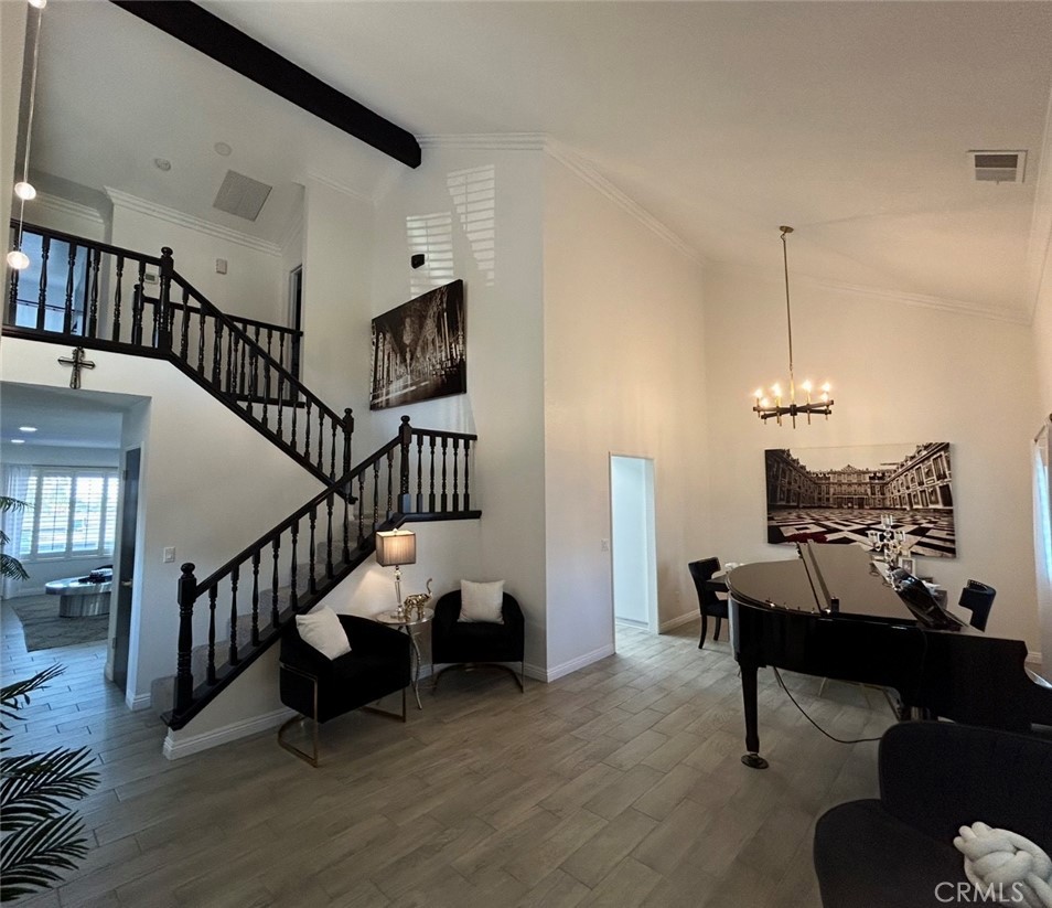 14272 Laurel