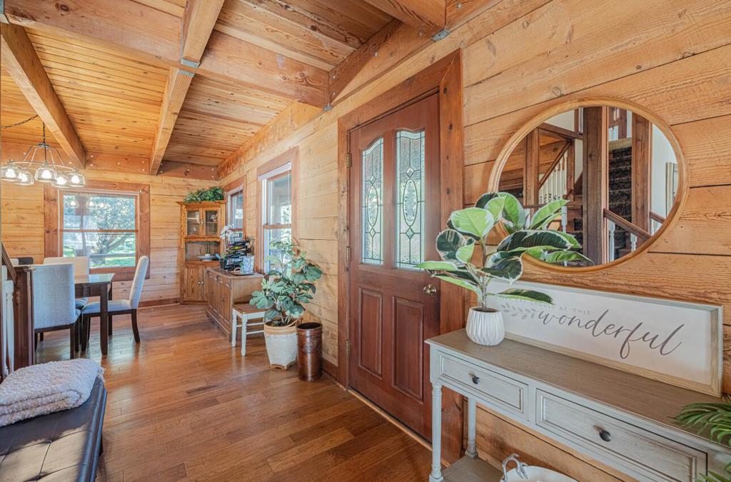 5820 Briarcliff Terrace