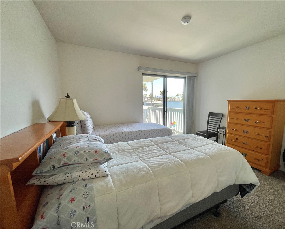 650 The Village 309