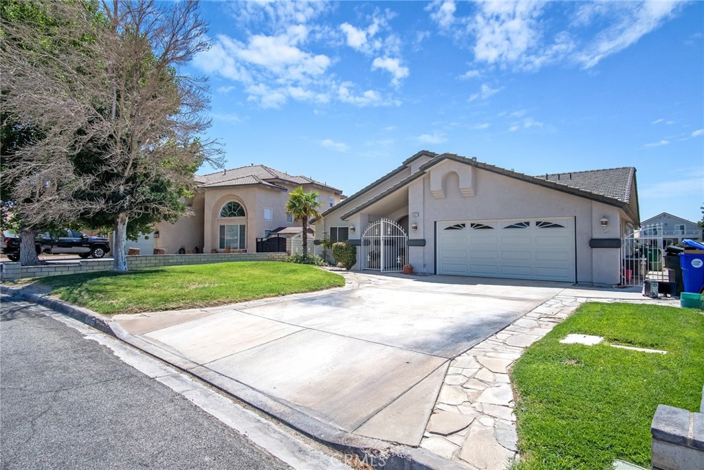14375 JAMAICA LN