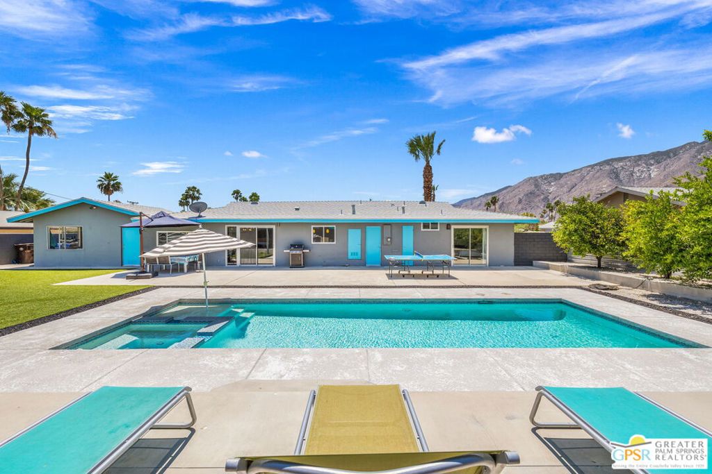 490 E Molino Road