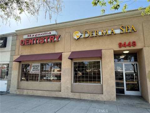 Photo of 9448 Magnolia Ave AVE, Riverside, CA 92503 (MLS # PW26199251)