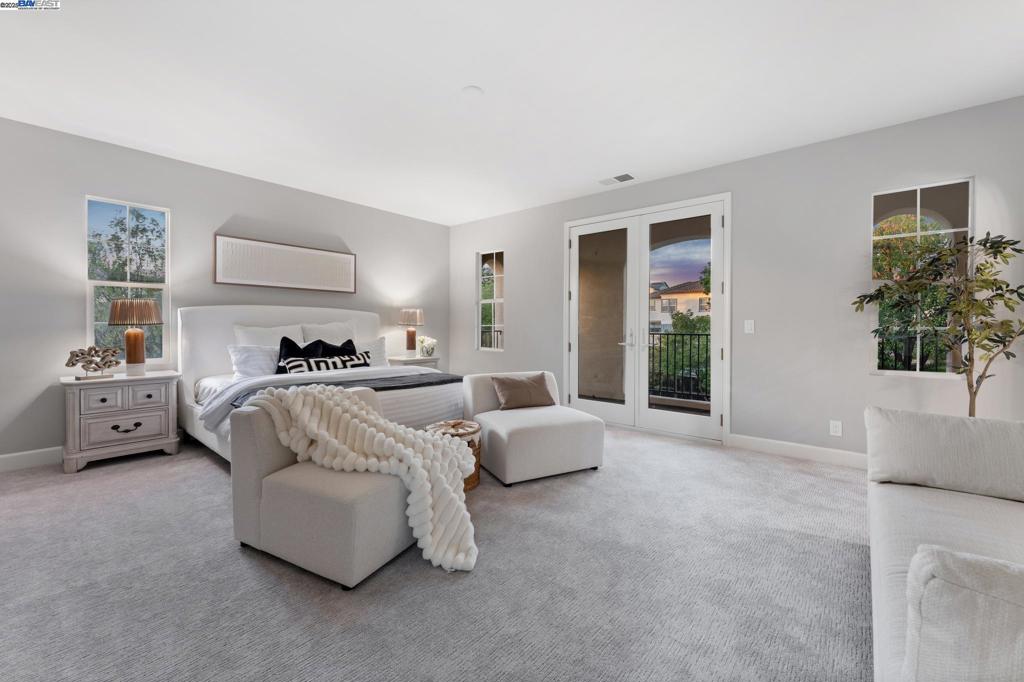 GALE RANCH - Residential