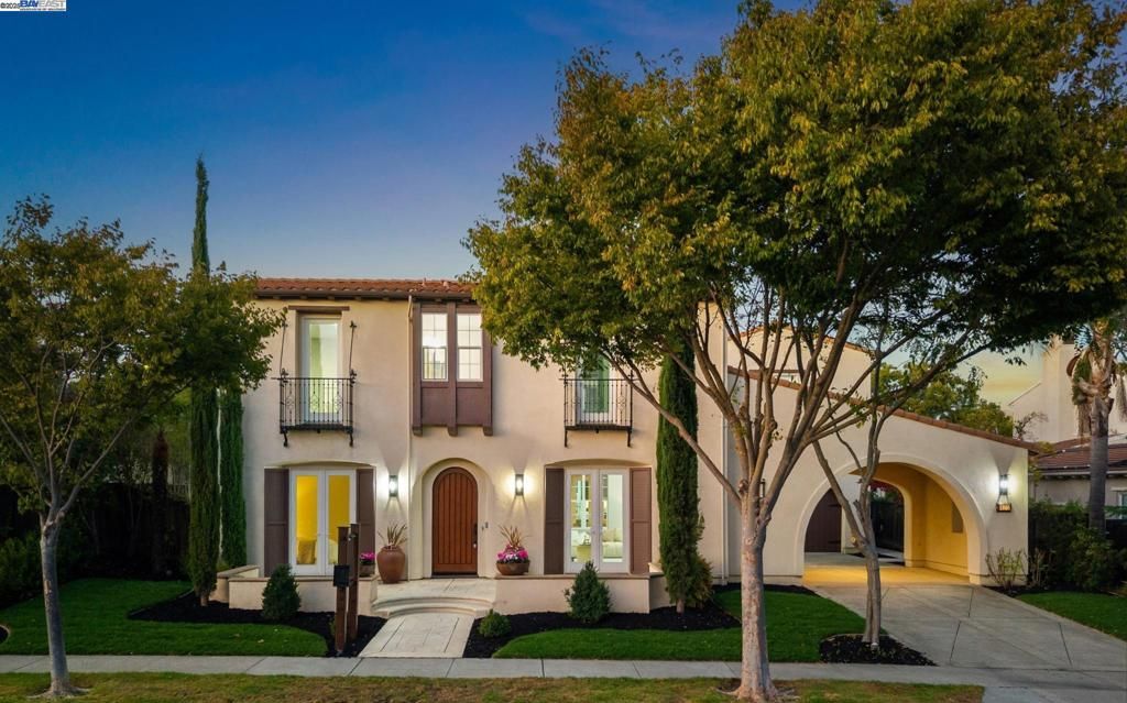 Photo of 406 Melrose Ct Ct, San Ramon, CA 94582 (MLS # 41113009)