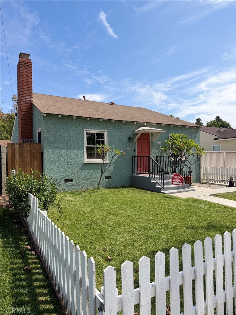 6232 Magnolia