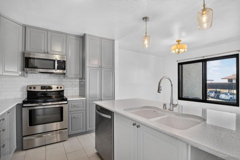 Photo of 3837 Leland ST, San Diego, CA 92106 (MLS # 260022849SD)
