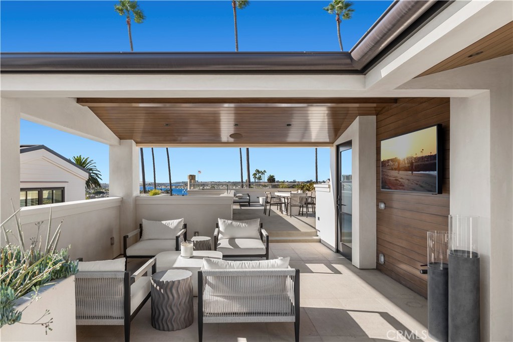 212 Goldenrod Avenue