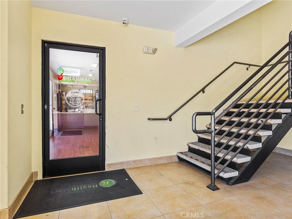 7341 Foothill Boulevard