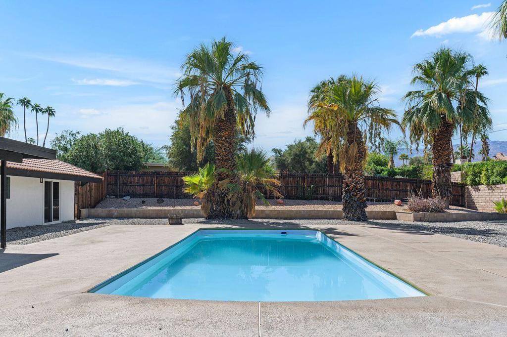 46075 Verba Santa Drive