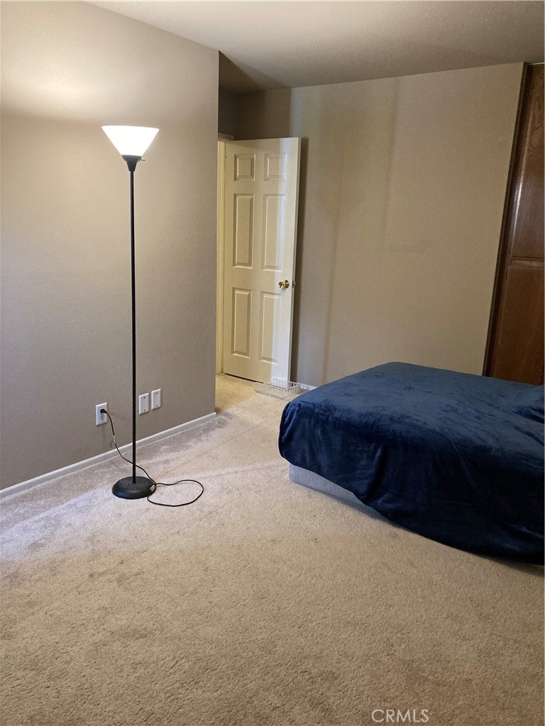 1364 W 139th