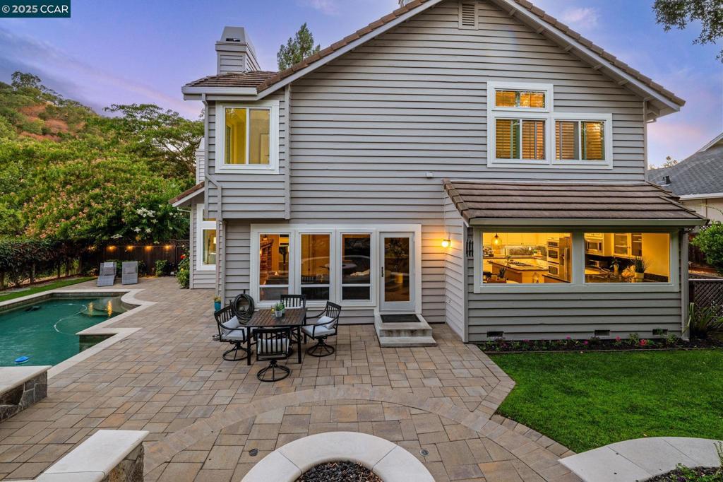 STONEGATE - Residential