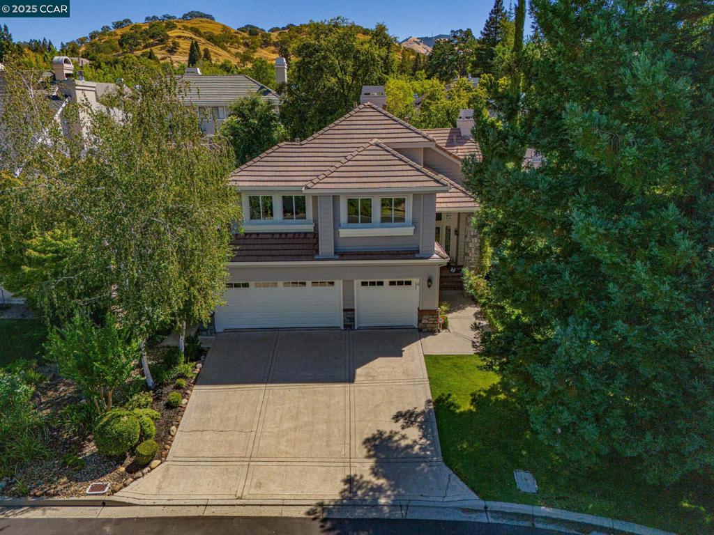 STONEGATE - Residential