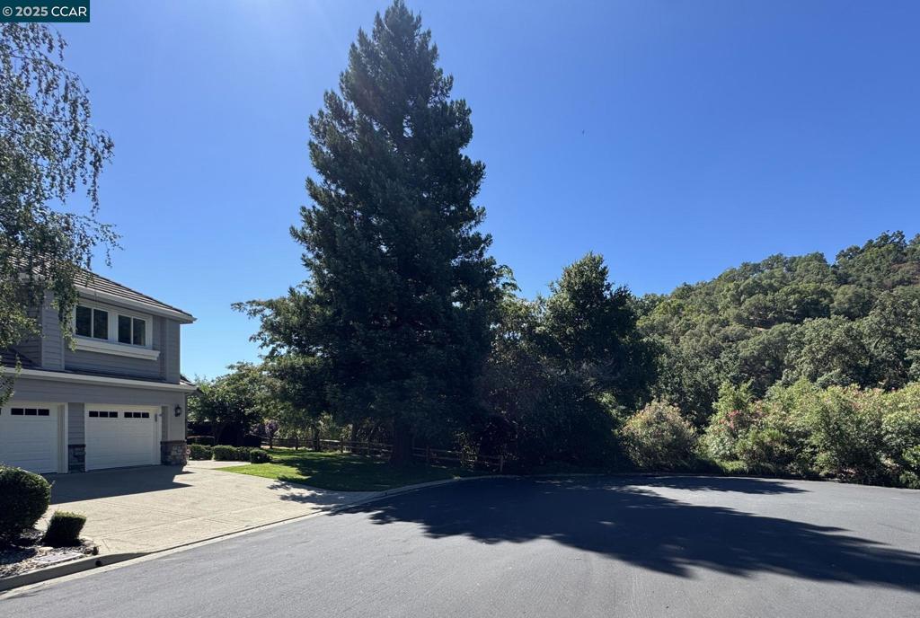 STONEGATE - Residential
