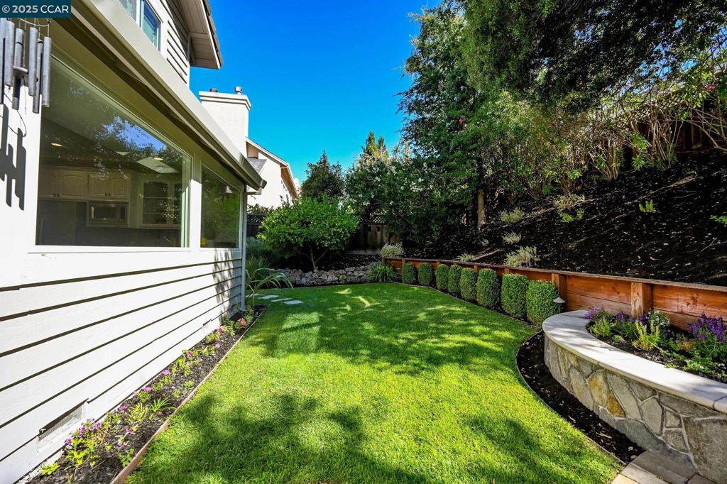 STONEGATE - Residential