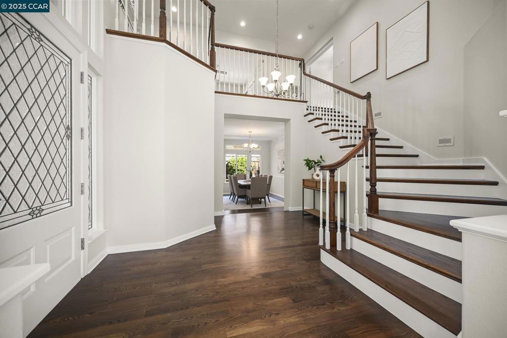 STONEGATE - Residential