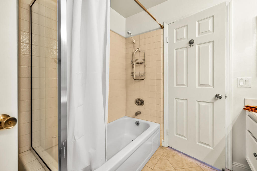 Monterey Country Clu - Residential