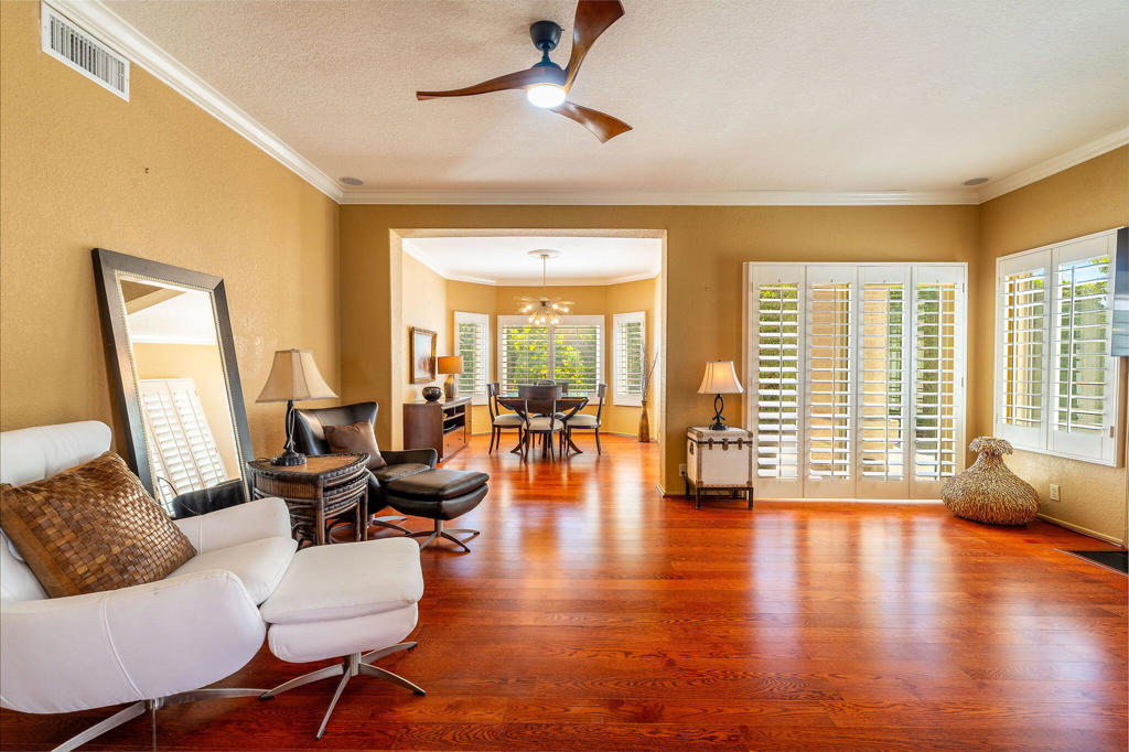 Laguna De La Paz - Residential