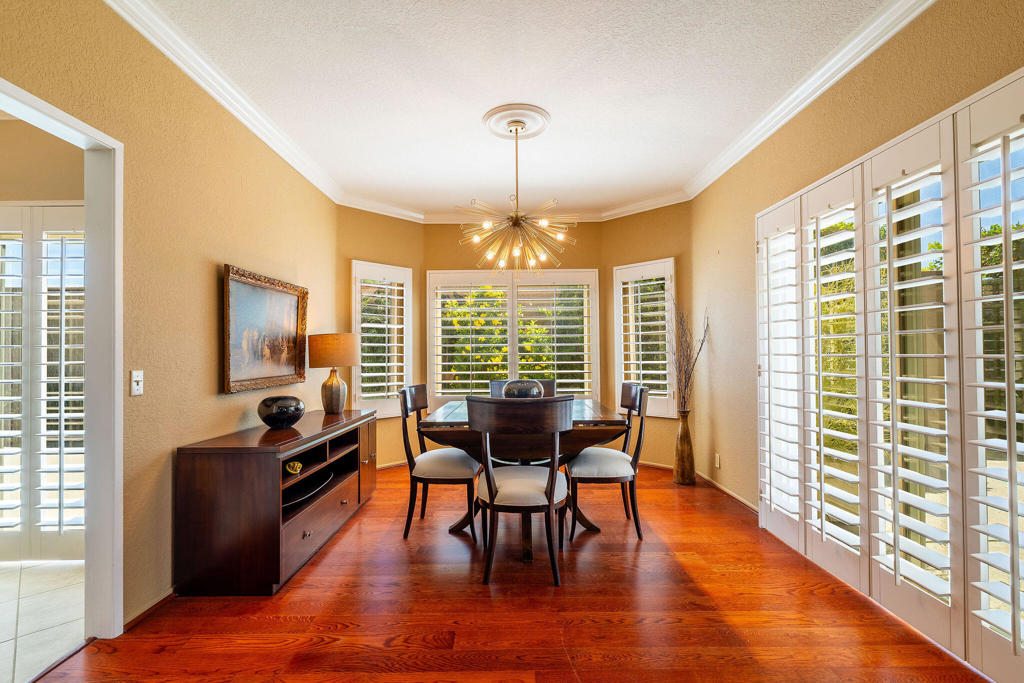 Laguna De La Paz - Residential