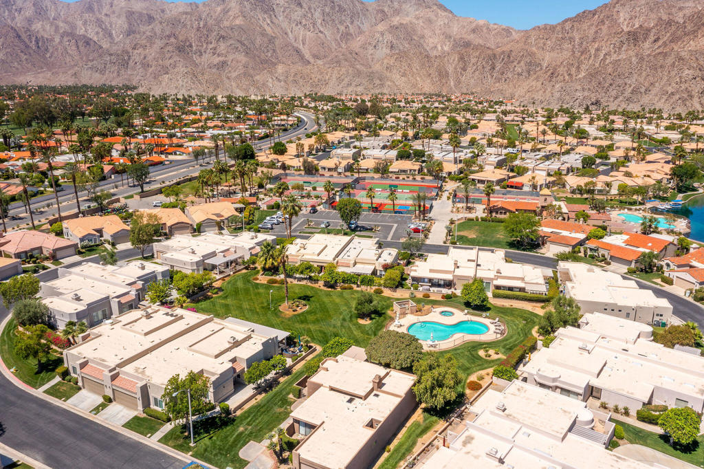 Laguna De La Paz - Residential