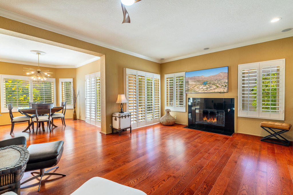 Laguna De La Paz - Residential