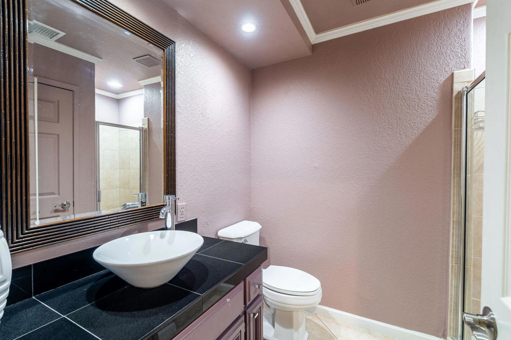 Laguna De La Paz - Residential