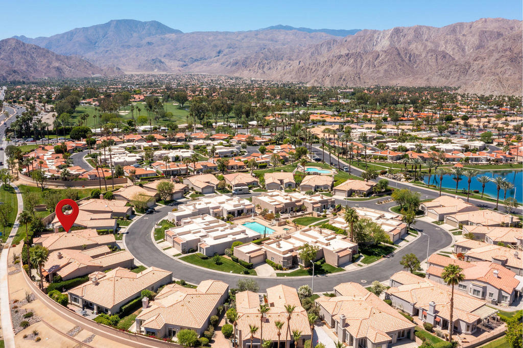 Laguna De La Paz - Residential