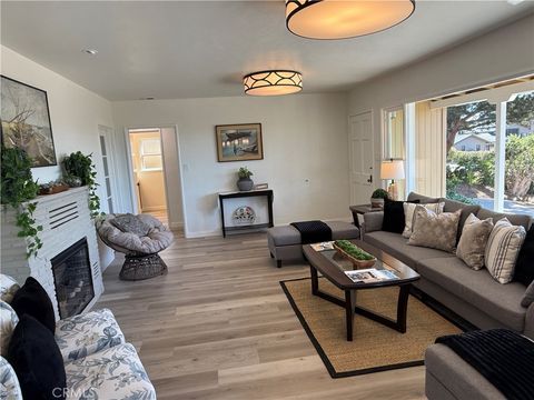 Tiny photo for 410 Kings Avenue, Morro Bay, CA 93442 (MLS # SC26074201)