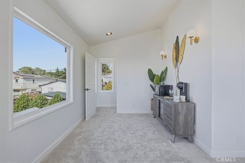 Tiny photo for 410 Kings Avenue, Morro Bay, CA 93442 (MLS # SC26074201)