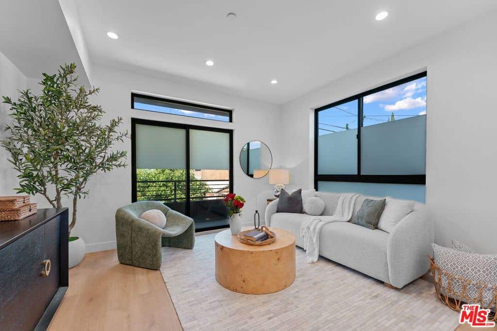 Photo of 5443 Blackwelder Street, Los Angeles, CA 90016 (MLS # 26848917)