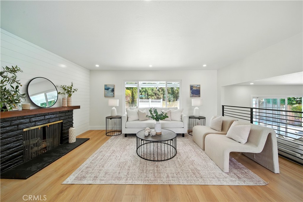 6897 Leilani Lane