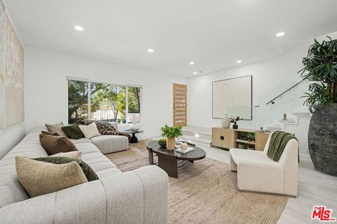 Photo of 803 25th Street, Santa Monica, CA 90403 (MLS # 26654081)