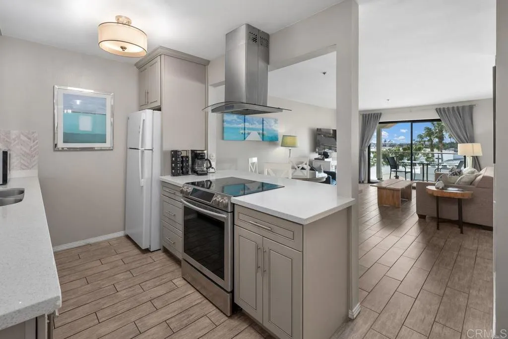 Pacific Beach (San Diego), California 92109, United States, 2 Bedrooms Bedrooms, ,1 BathroomBathrooms,Residential,Active,111659