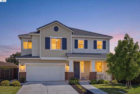 Photo of 5555 Mountain Ridge Ct CT, Antioch, CA 94531 (MLS # 41142139)