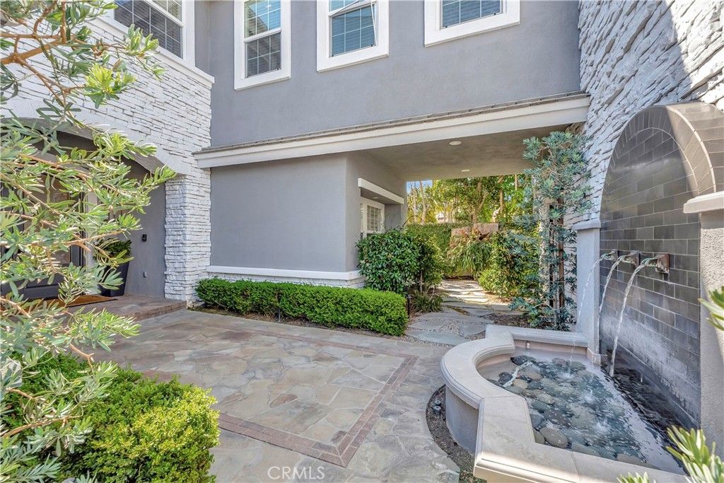 Photo of 19635 Larchmont Circle Cir, Huntington Beach, CA 92648 (MLS # OC26013177)