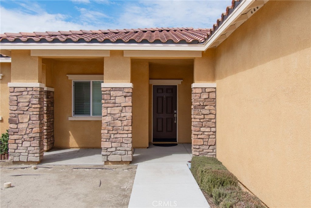 476 W Camellia Way