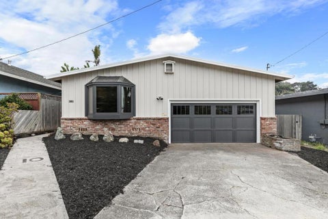 Photo of 380 Paloma Avenue, Pacifica, CA 94044 (MLS # ML82058232)