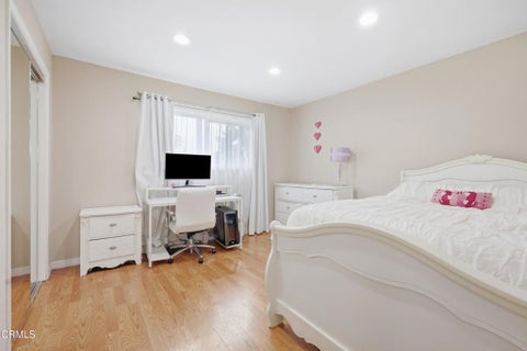 Tiny photo for 4400 Hamilton Avenue, Oxnard, CA 93033 (MLS # V1-38809)