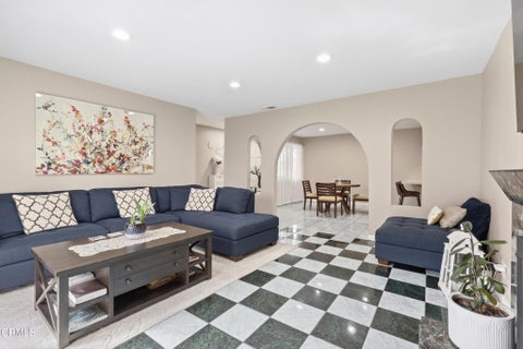 Tiny photo for 4400 Hamilton Avenue, Oxnard, CA 93033 (MLS # V1-38809)