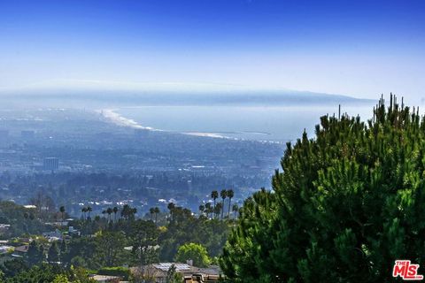 Tiny photo for 2695 Cordelia Road, Los Angeles, CA 90049 (MLS # 26655309)