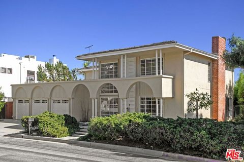 Photo of 2695 Cordelia Road, Los Angeles, CA 90049 (MLS # 26655309)