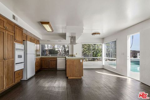 Tiny photo for 2695 Cordelia Road, Los Angeles, CA 90049 (MLS # 26655309)