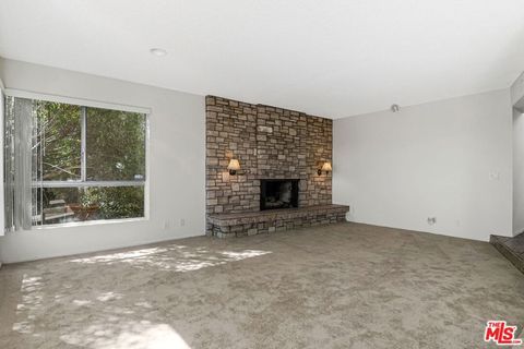 Tiny photo for 2695 Cordelia Road, Los Angeles, CA 90049 (MLS # 26655309)