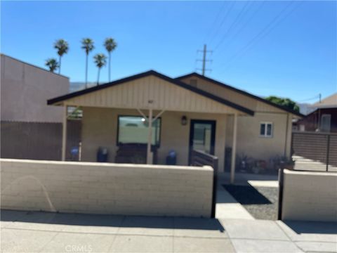 Photo of 402 E Ramsey St, Banning, CA 92220 (MLS # IG26067755)