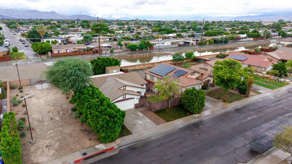 52787 Genoa Street