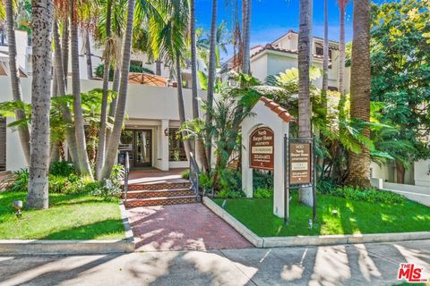 Photo of 1430 N Harper Avenue #207, West Hollywood, CA 90046 (MLS # 25622229)